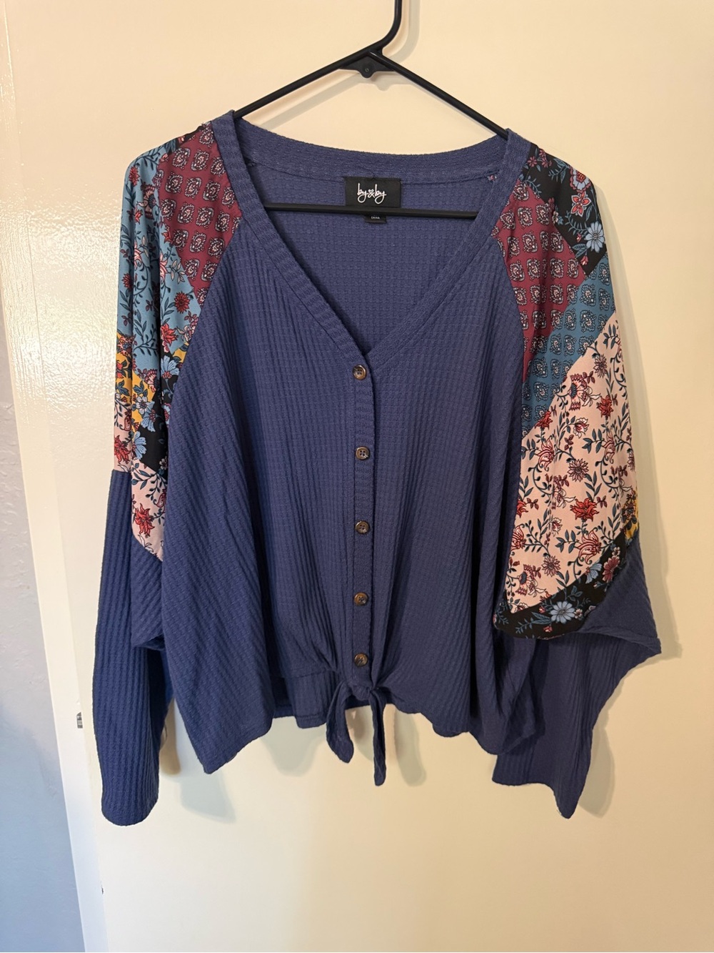 by & by Navy Blue Mixed-Print Button Front Blouse